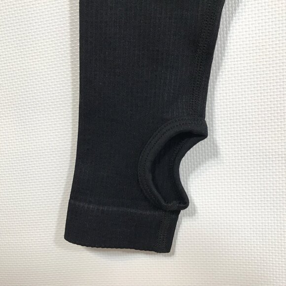 Ribbed Crop Top with Thumb Holes Black S - Picture 5 of 9
